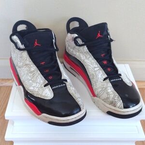 Nikes Jordan Sub Zero Fire Red & White Size  US 7y